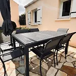 Semesterbostad Beau-rivage, 6 Personnes, A 200m Saint-Michel-Chef-Chef