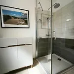 Semesterbostad Beau-rivage, 6 Personnes, A 200m Saint-Michel-Chef-Chef