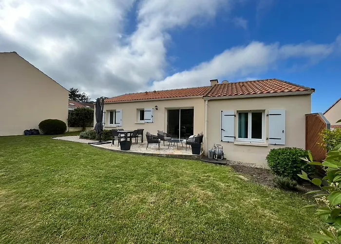 펜션 Beau-rivage, 6 Personnes, A 200m 생미셸셰프셰프