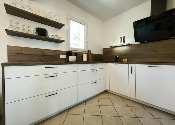 Beau-rivage, 6 Personnes, A 200m 펜션