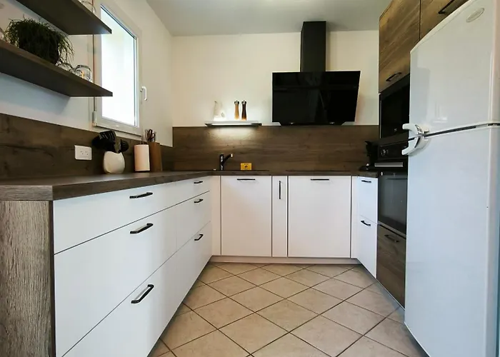 펜션 Beau-rivage, 6 Personnes, A 200m